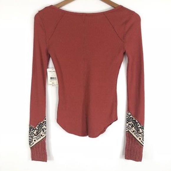 Free People Bandana Cuff Thermal Top Size XS Red - Picture 5 of 7